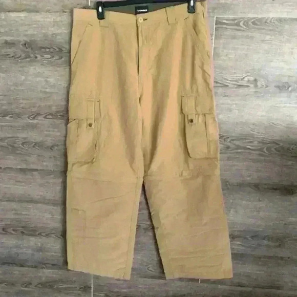 No Boundaries‎ Cargo pants EUC - Picture 1 of 3